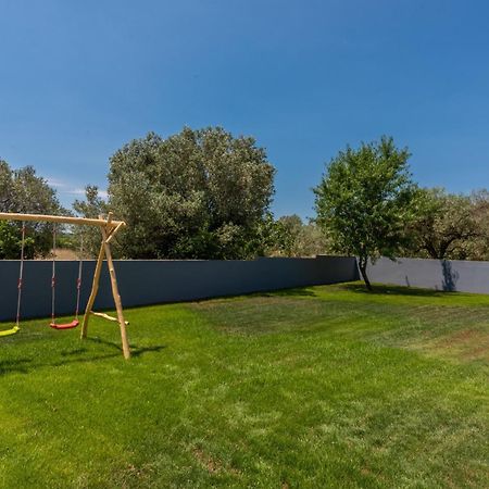 Villa Posidonia Near Pula With Sea View And Surrounded By Olive Trees 卡尼卡 外观 照片
