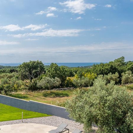 Villa Posidonia Near Pula With Sea View And Surrounded By Olive Trees 卡尼卡 外观 照片